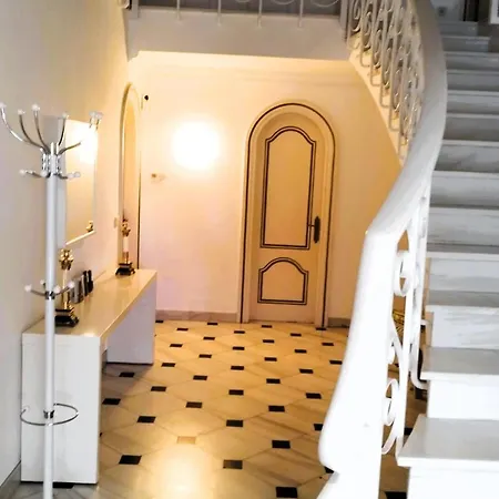 8010 Casa Montclar, Ubicada En Entorno Tranquilo, Al Lado De La Ciudadela , De La Playa, Del Centro Del Pueblo, De Restaurantes, Activadades Nauticas, Senderismo... - Es-258-148 Holiday home Roses